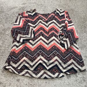 HeartSoul Plus Top Blouse Shirt Womens 3X Blue Pink Zig Zag Lightweight Top